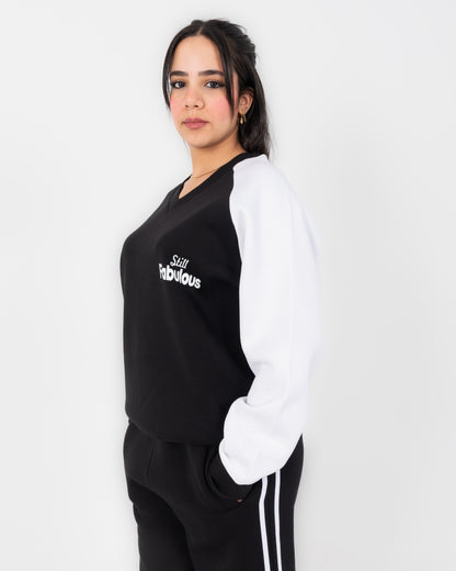 طقم رياضي نسائى شتوي ميلتون 100% قطن  توب V-neck وبنطلون بجيبين